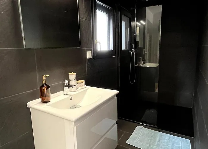 Апартаменты Comfortable And Quiet Little Nest *